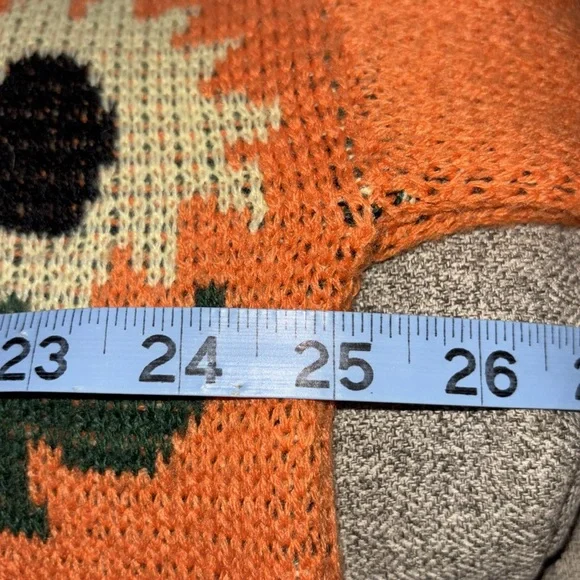 🌻Shein Curve Knit Funky Sunflower Cropped Sweater (?reversible?) Size 2X 🌻 - Picture 7 of 8